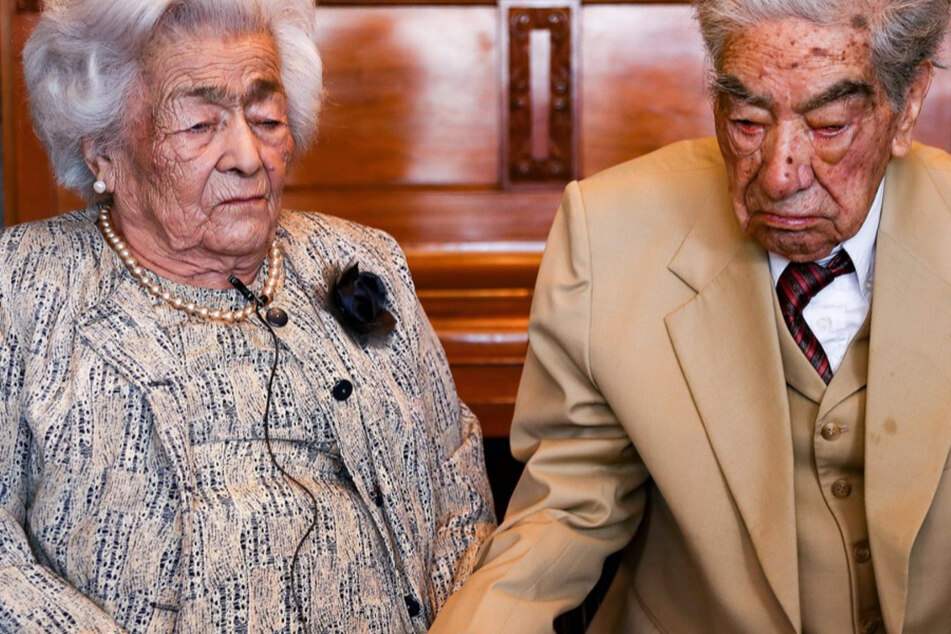 World's oldest couple torn apart as husband dies at 110 sleeping next to his wife