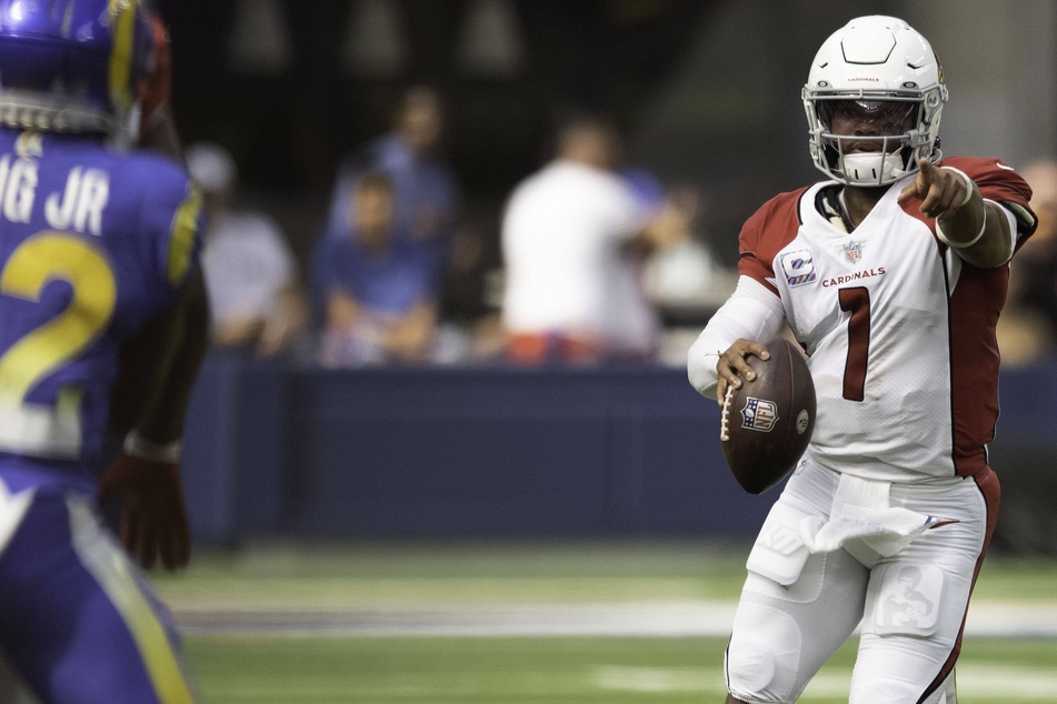 NFL: The Cardinals stay perfect after ending the Rams' own unbeaten start