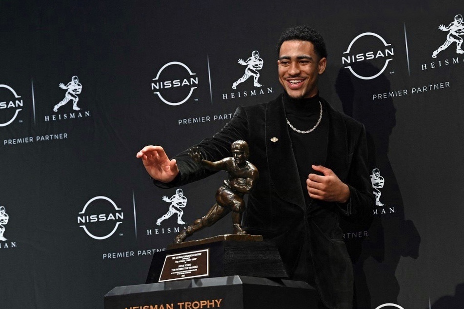 College football: Top players of 2022 win big awards and bring home the bacon