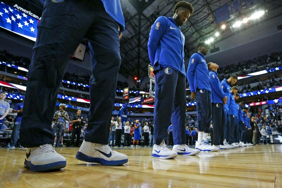 Mavericks owner angers Texas lawmakers with national anthem policy