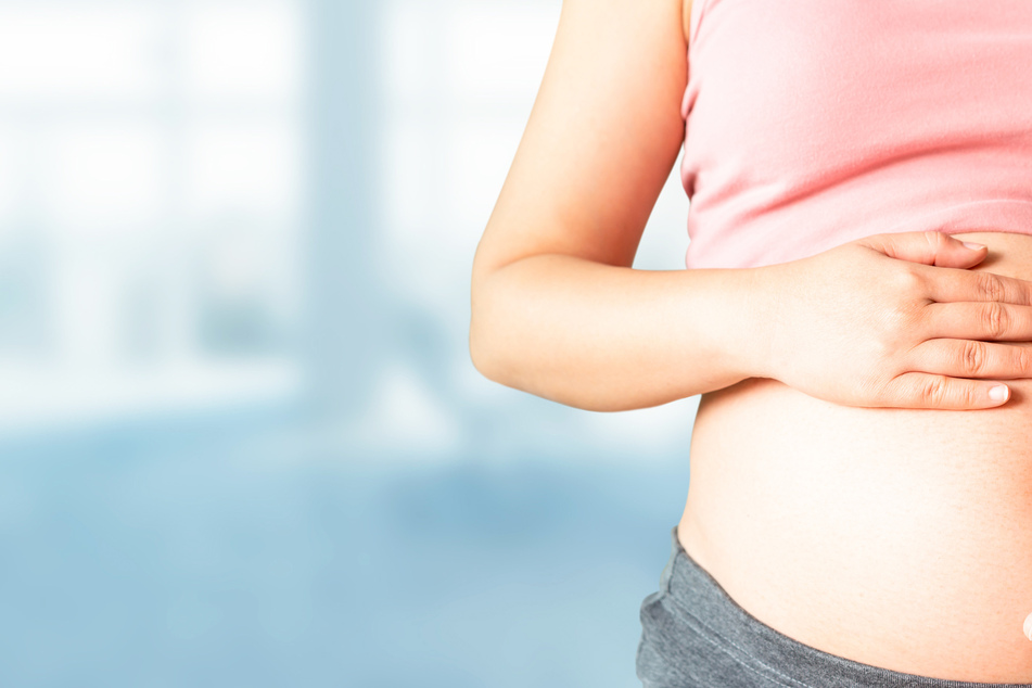 Neighbor complains about constant screams of women giving birth