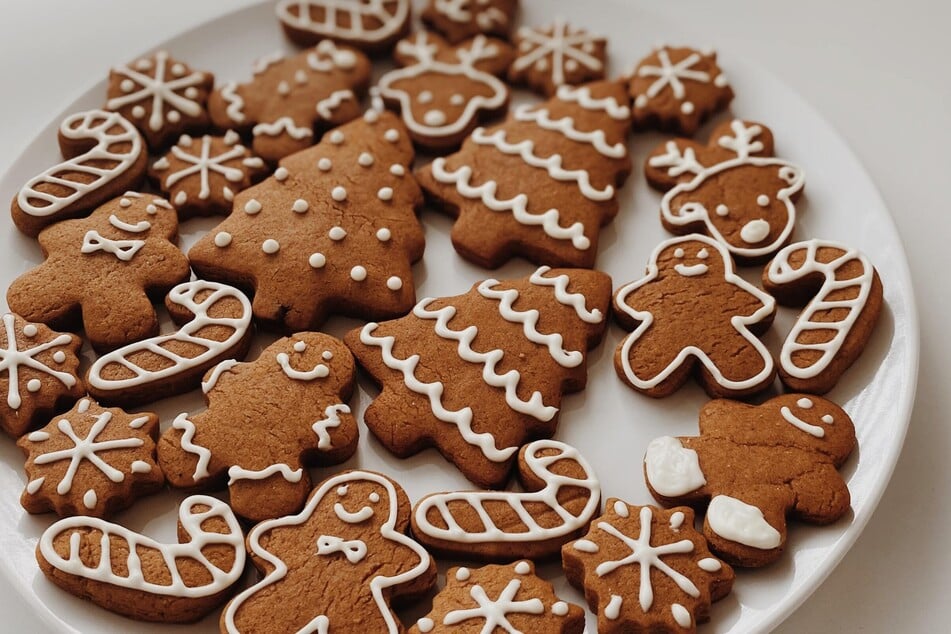 Try to avoid counting calories and allow yourself to eat the cookie and enjoy it.