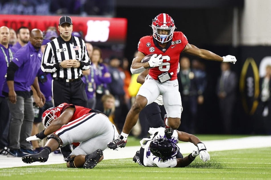 Football fans didn't hesitate to share their disapproval of Georgia football's non-conference schedule.