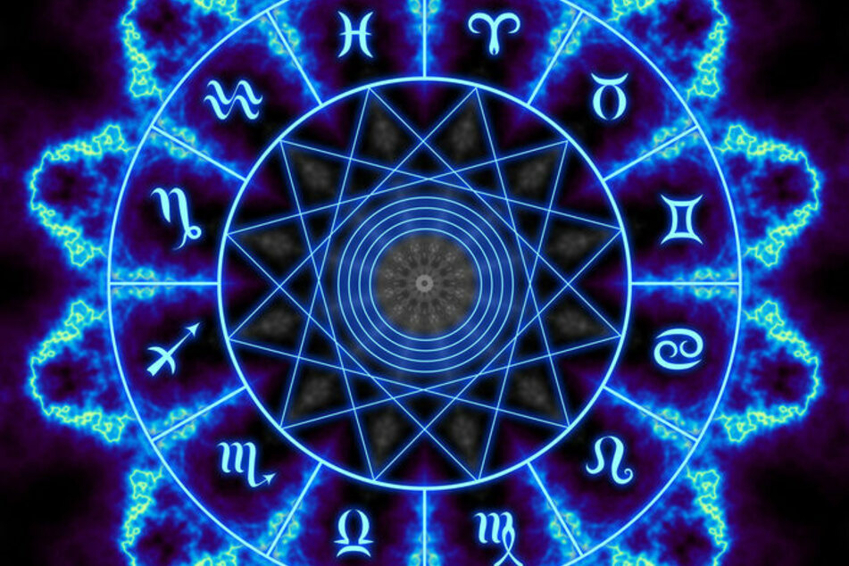 Your personal and free daily horoscope for Sunday, 7/10/2022.