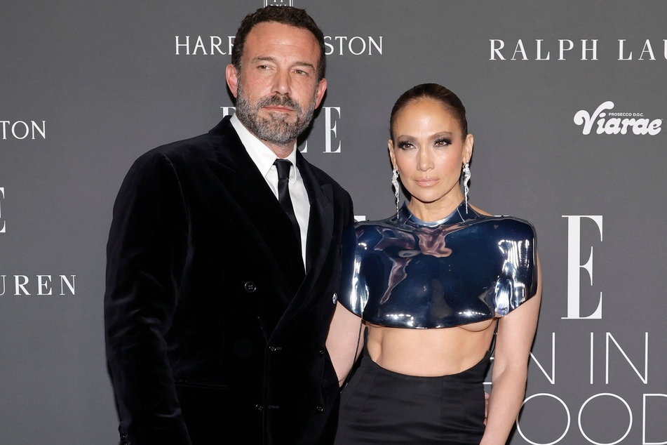 Jennifer Lopez (r.) routinely gabs about her messy breakup with Ben Affleck (l.) in interviews, but the Gone Girl actor has only just started talking about it publicly.