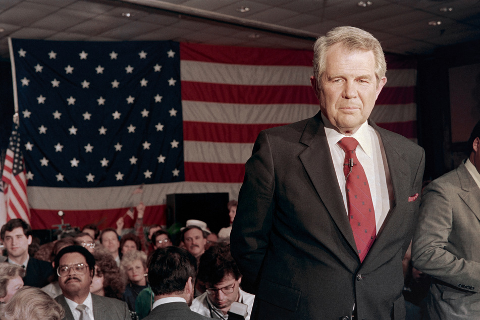 Pat Robertson, who made Christian right a political force, has died