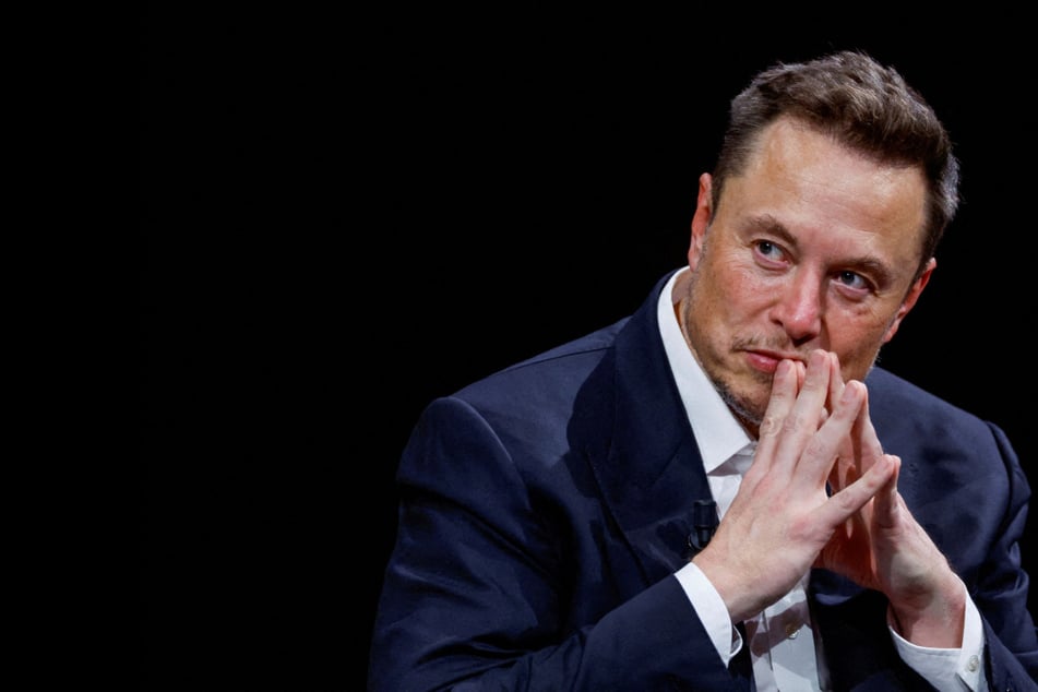 Tesla approves billions in shares to Elon Musk amid ongoing compensation court case