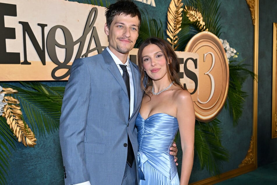 Millie Bobby Brown dished on her journey to motherhood and the moment she and Jake Bongiovi (l) became parents.