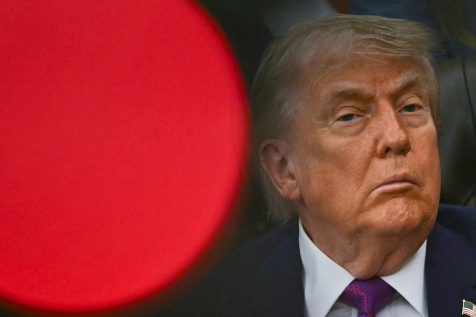 Trump admits Iran ceasefire is on "massive life support"