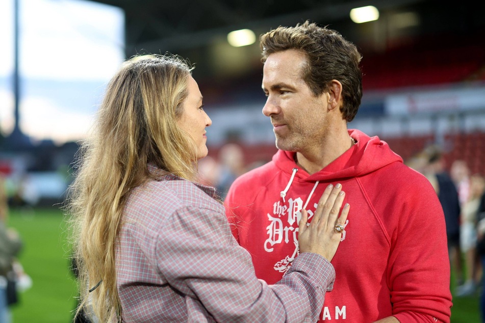 Blake Lively (l.) and Ryan Reynolds (.r) were all smiles at the Championship AFC Wrexham vs Charlton Athletic match on Saturday.