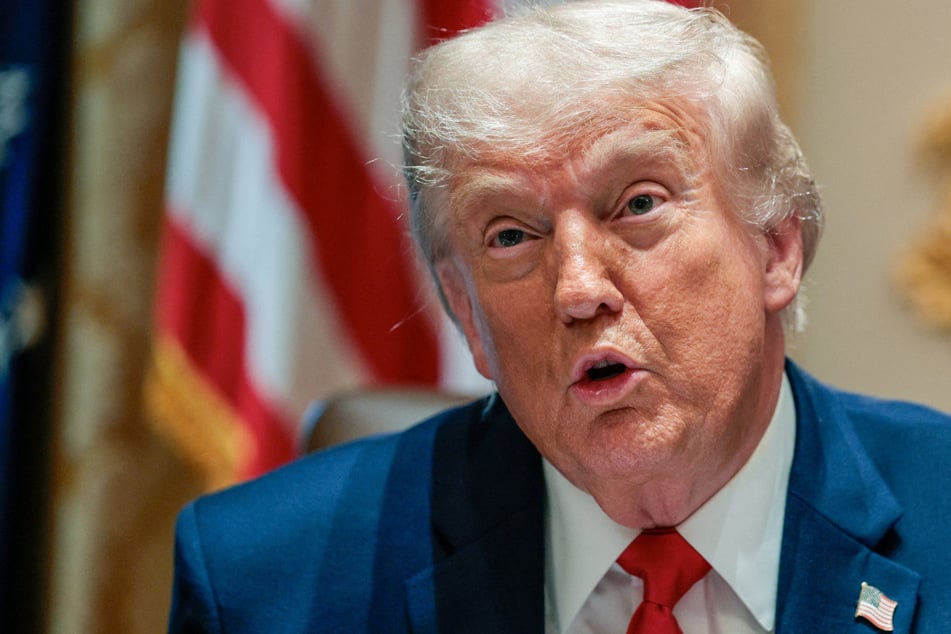 White House releases memo from Trump's doctor after latest health exam