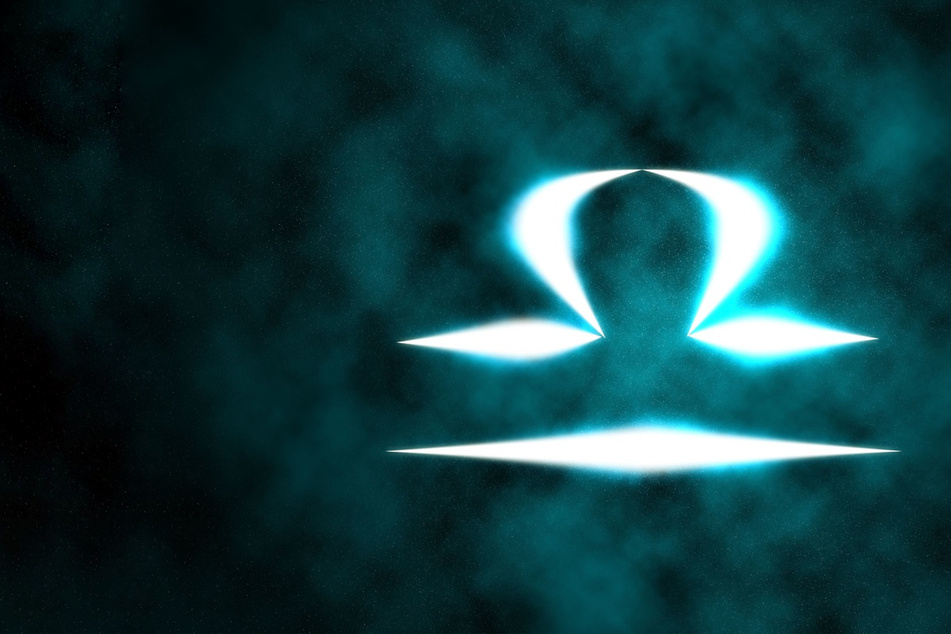 Free Libra monthly horoscope for August 2023