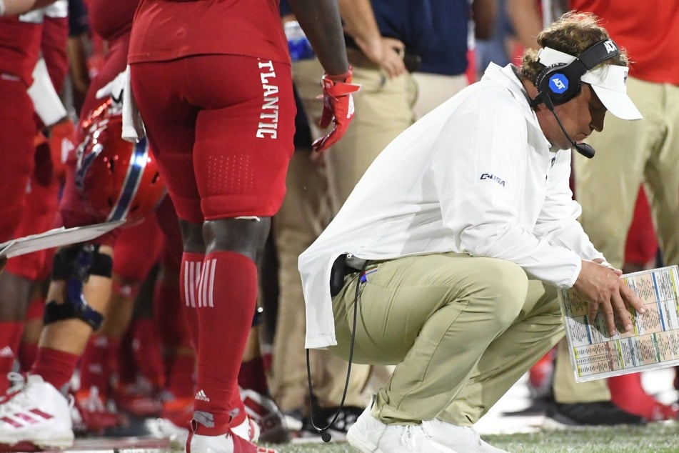 Ole Miss head coach Lane Kiffin will miss team opener after testing positive for Covid-19