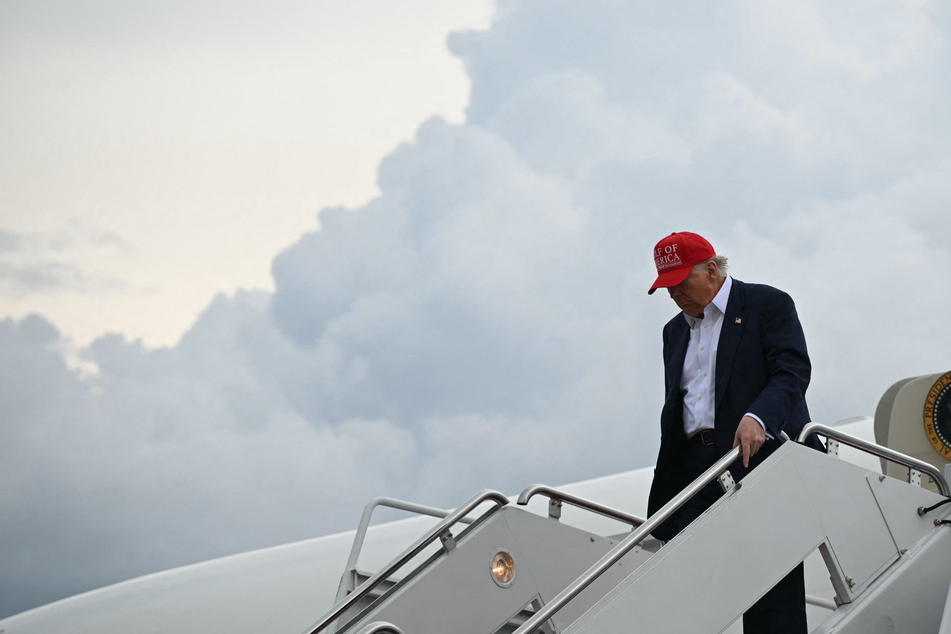 Trump admin. pauses weapons delivery to Ukraine, will review countries that receive US munitions