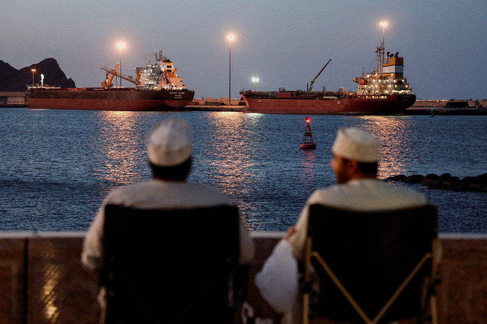 Iranian forces vowed to continue blocking oil exports to the US and Israel as long as they continue their war on the country.