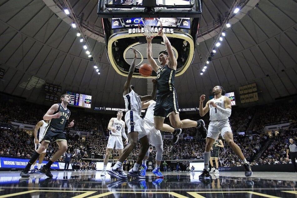 College basketball: The biggest surprises and shocks as Selection Sunday looms
