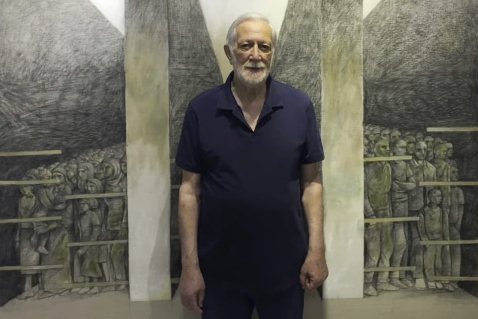 Sliman Mansour, famed Palestinian painter and sculptor, has passed away at the age of 79.