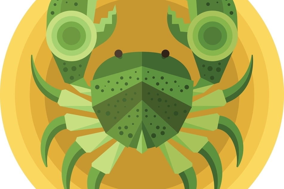Free Cancer monthly horoscope for July 2024
