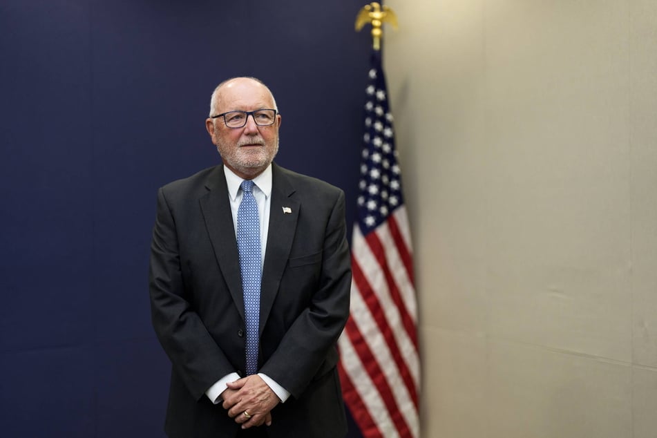 US Ambassador Pete Hoekstra said that the US "does not need Canada" despite the two nations' long historic relationship.