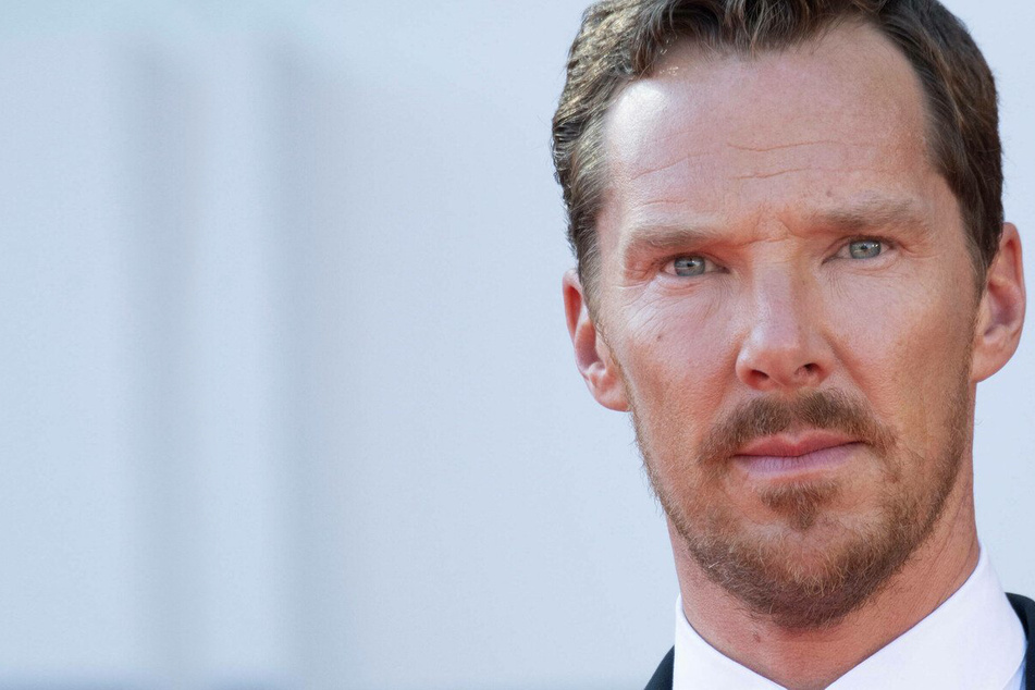 Benedict Cumberbatch calls Scarlett Johansson's Disney lawsuit a "bit of a mess"