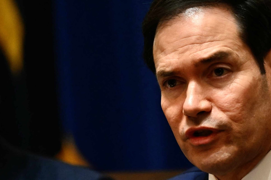 Rubio vows to keep Ebola out of US as Trump admin blocks re-entry for infected citizens