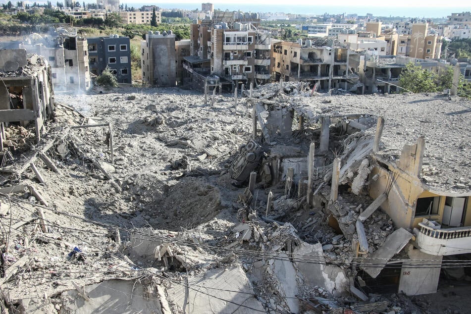 A photograph shows the aftermath of Israeli airstrikes in the Burj al-Chamali area near the southern city of Tyre, Lebanon, on June 2, 2026.