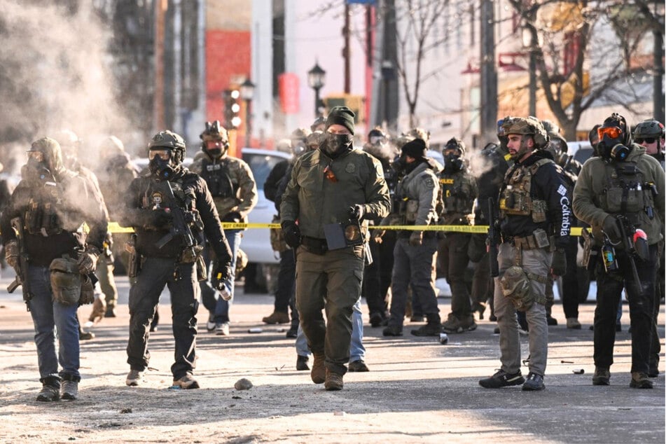 FBI apparently ordered to let ICE investigate itself when things turn deadly