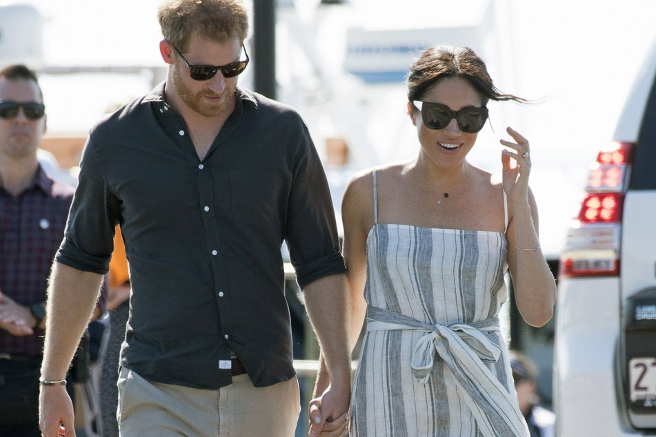 Meghan and Harry flee paparazzi, but photographer calls them "naive"