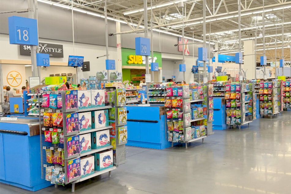 Super Mario Lego Sets are now amazingly cheap at Walmart on Wednesday, October 7