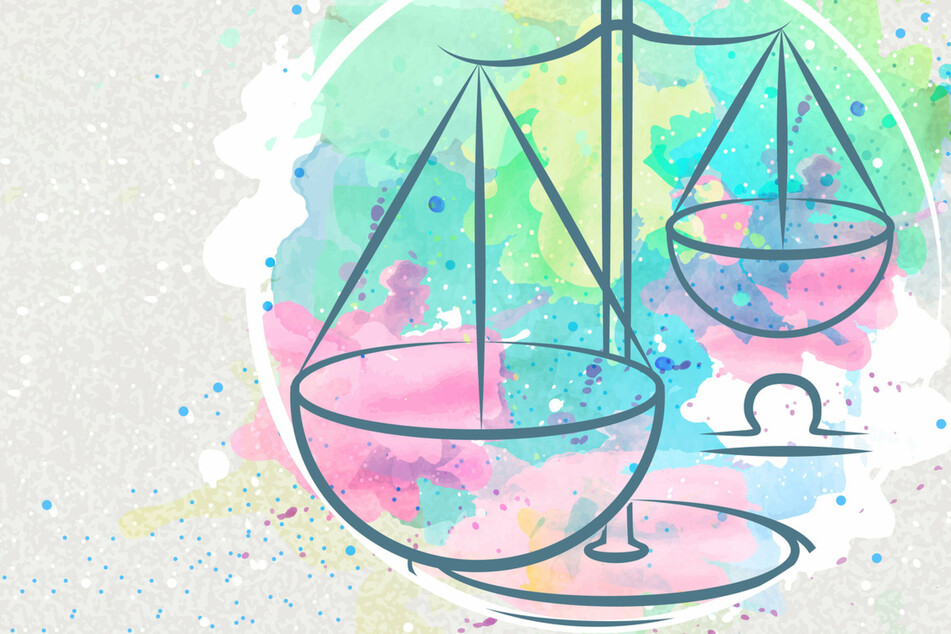 Free Libra Monthly Horoscope for October 2023