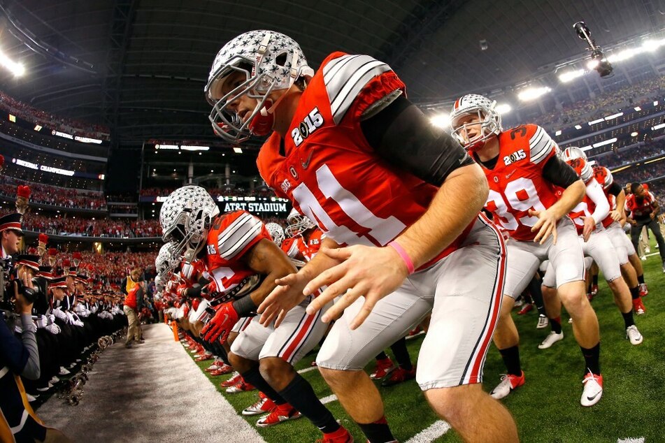 Ohio State unseats Notre Dame for No. 1 spot in recruiting