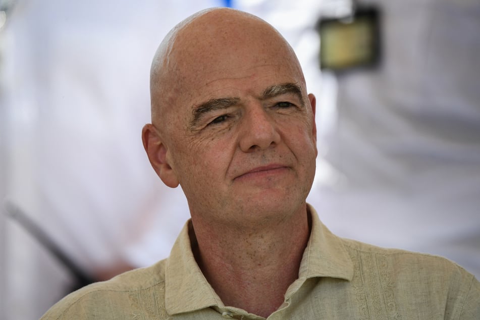 Beleaguered FIFA president Gianni Infantino has received some much-needed support after over a week of scathing criticism revolving around the now-shelved private investment plan but there was again a call Friday for him to resign.