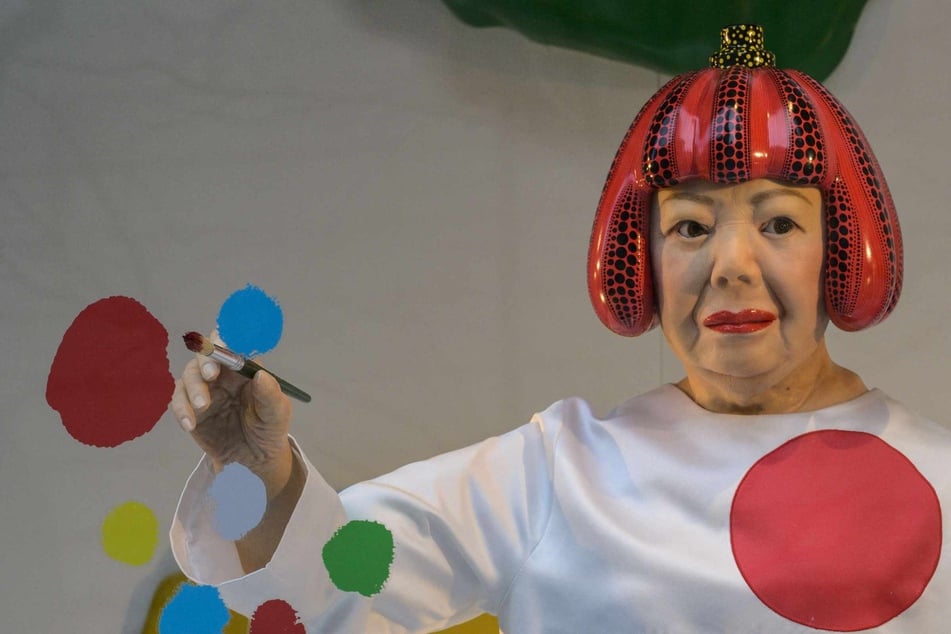 Japan's "polka dot queen" artist Yayoi Kusama has died