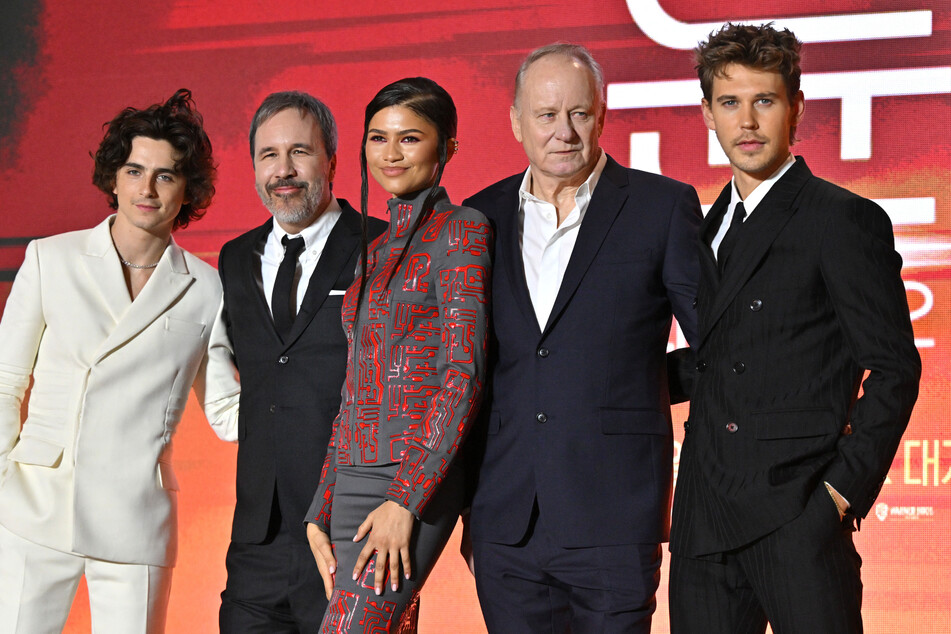 (From l. to r.) Timothée Chalamet, director Denis Villeneuve, Zendaya, Stellan Skarsgard, and Austin Butler celebrated Dune: Part Two at an event in Seoul, South Korea, on Thursday.