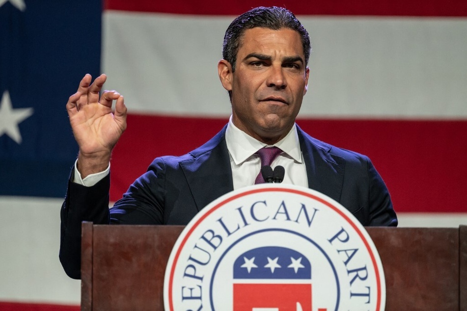 Miami Mayor Francis Suarez has suspended his 2024 GOP presidential campaign.