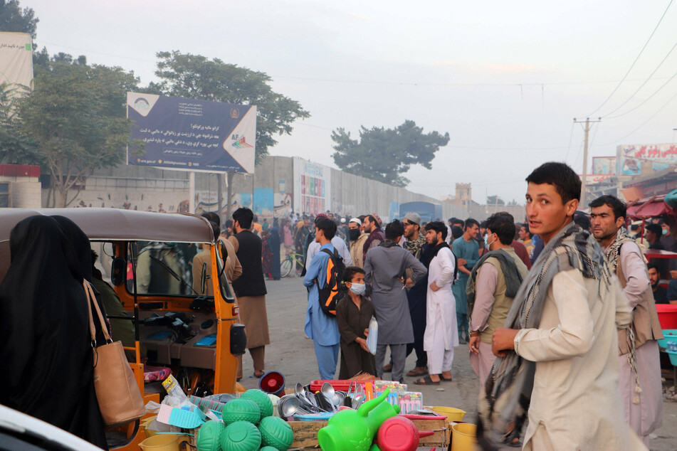 Department of Defense confirms Kabul airport explosion with at least 13 US soldiers dead