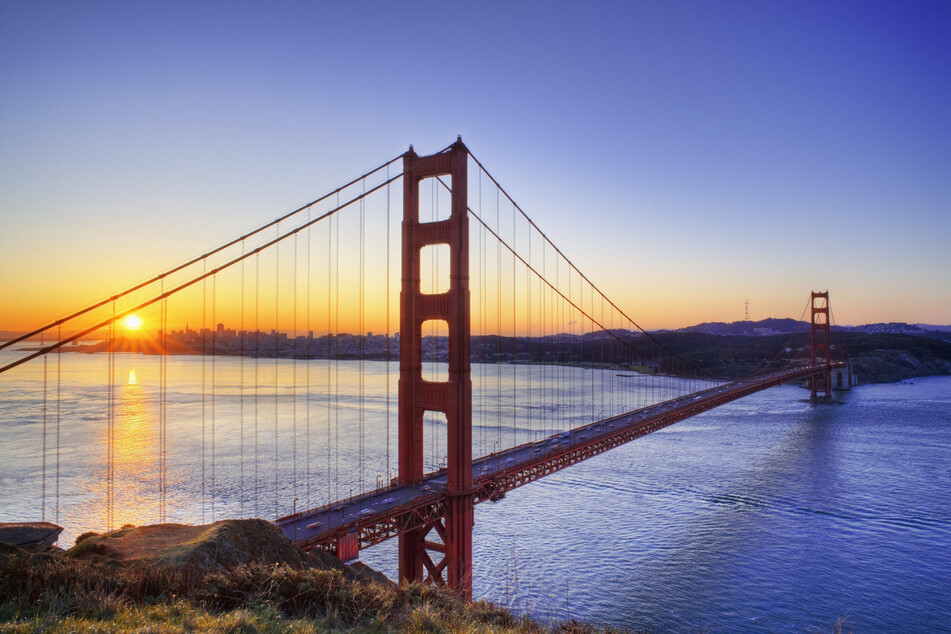 San Francisco area to impose lockdown amid coronavirus surge