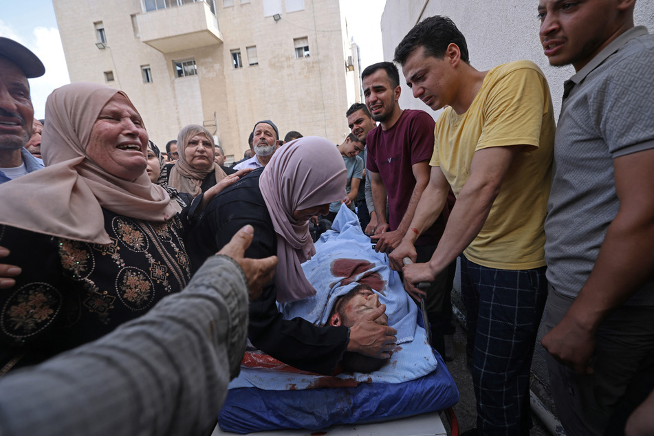 Palestinians bury four killed in West Bank during Israeli settler attack