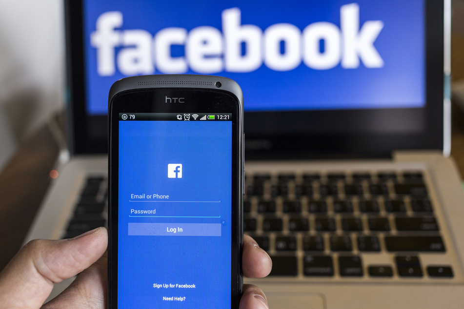 Facebook's value soars to $1 trillion after huge legal decision