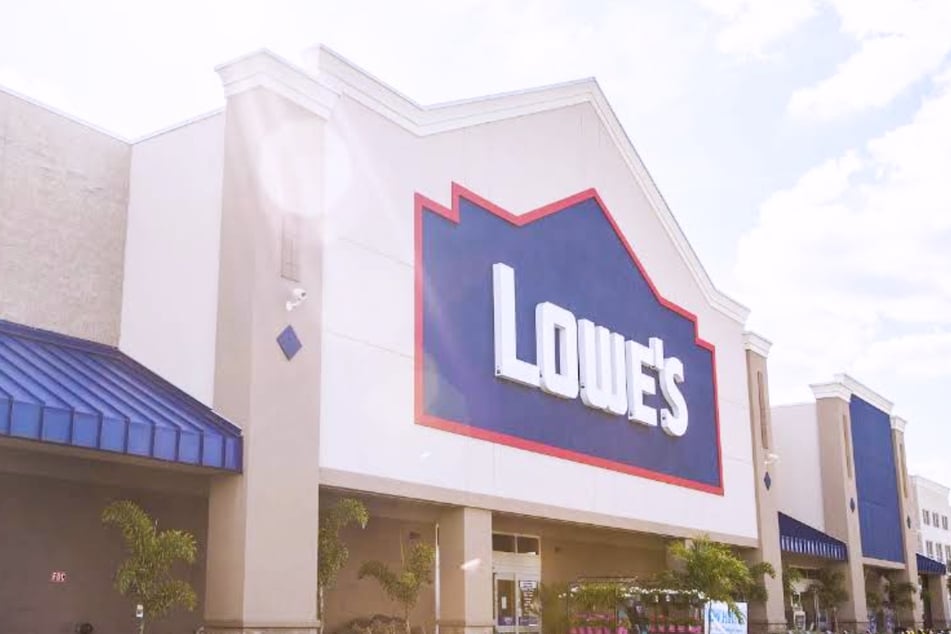 Lowe’s cuts prices on Thursday, October 22 with big savings on power tools and appliances