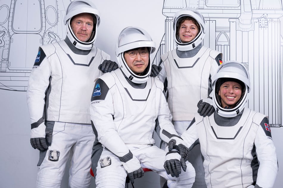SpaceX to launch private astronauts on first human flight around Earth's poles