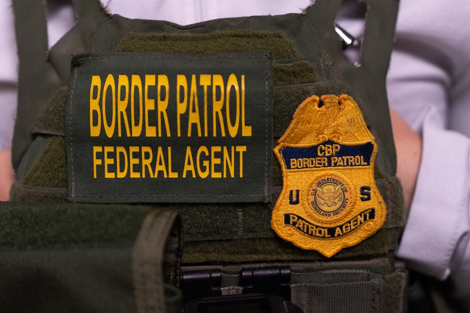 Chicago TV producer "violently assaulted" by federal agents on way to work