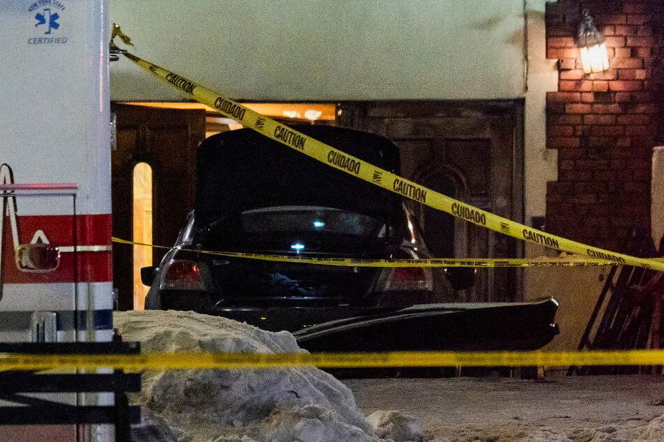 A man was arrested in New York City after repeatedly ramming the Chabad-Lubavitch World Headquarters with his car.