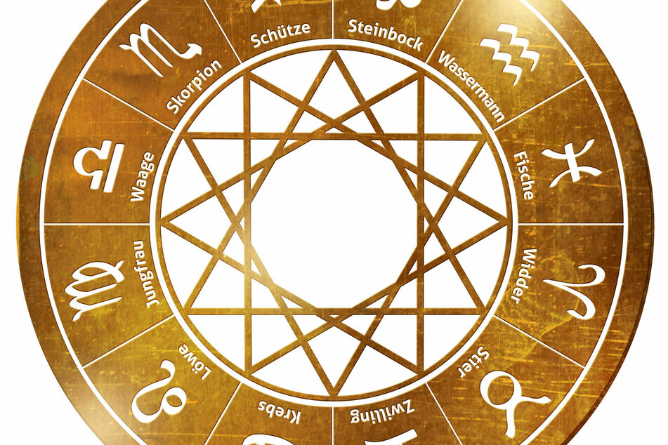Today's horoscope: free horoscope for April 5, 2021