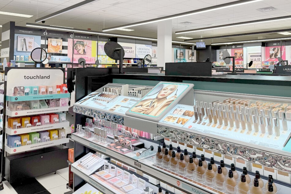 Kohl'S is rolling out savings of up to 75% on these great makeup brands