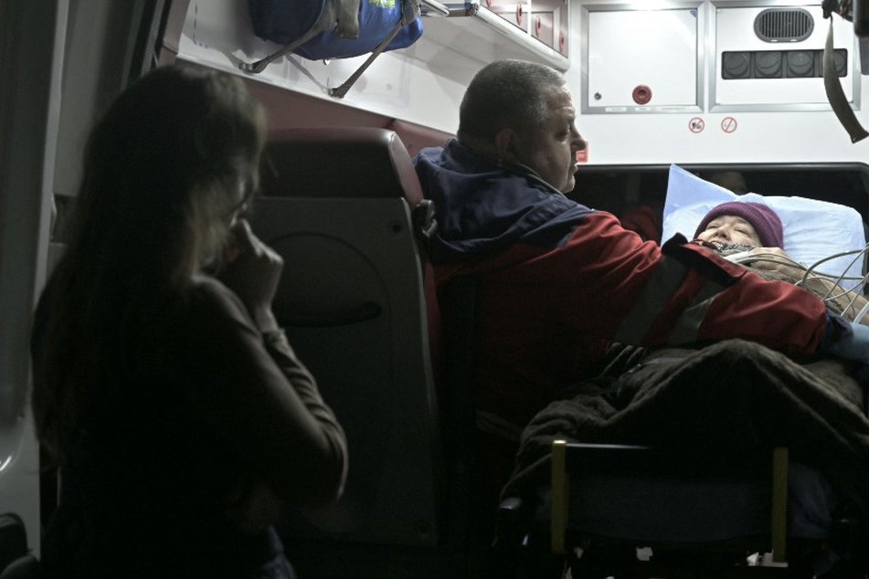 Ukraine faces "cruel" Russian second-wave attacks targeting first responders