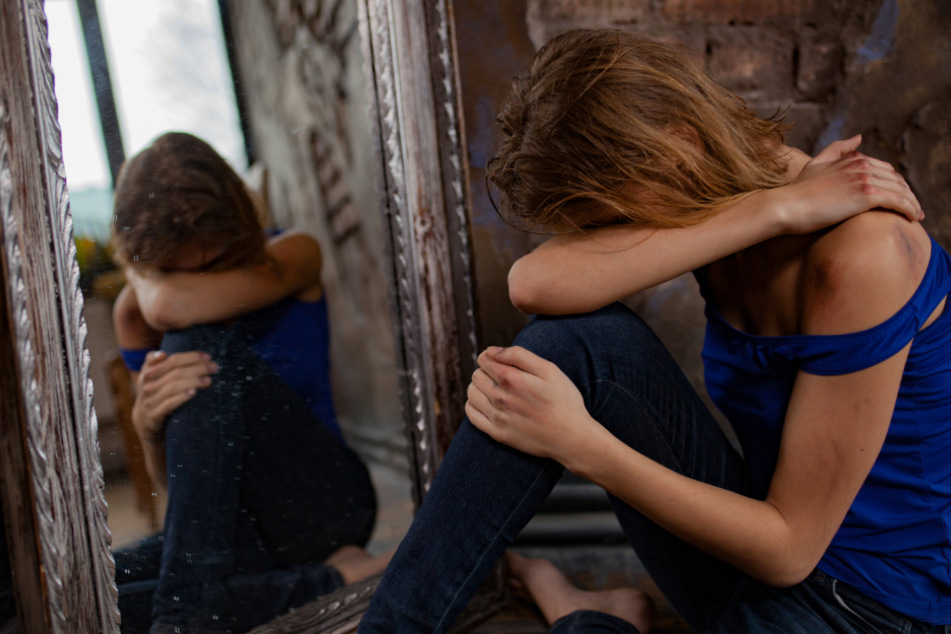 Girl notices that her 13-year-old classmate is pregnant and uncovers horrific crime