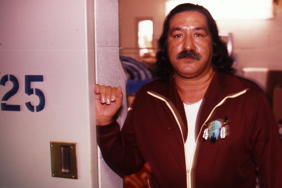 Leonard Peltier awaits decision in high-stakes parole bid on anniversary of Pine Ridge shootout