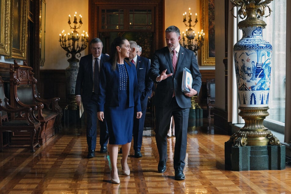 Mexican President Claudia Sheinbaum and US Trade Representative Jamieson Greer meet at the National Palace in Mexico City on Thursday.