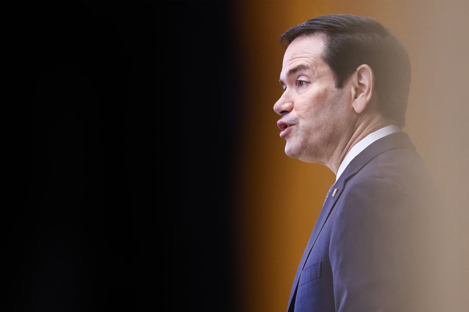 Rubio says he's open to meeting with Chinese, Russian officials during Philippines visit